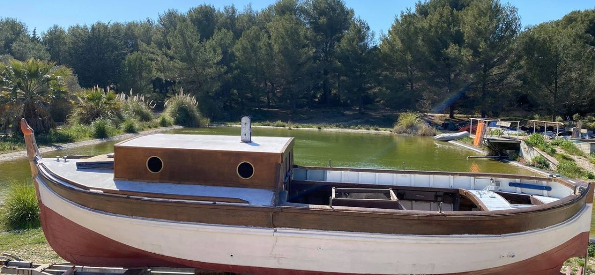 La barque de Fernandel : Un Projet Passionnément Mené par Casse Marine