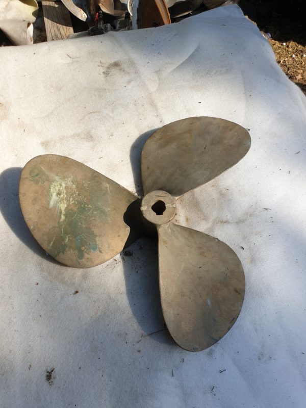 Hélice bronze diamètre 25