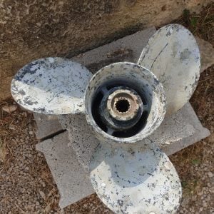 Hélice Mercruiser alpha one 25x21P