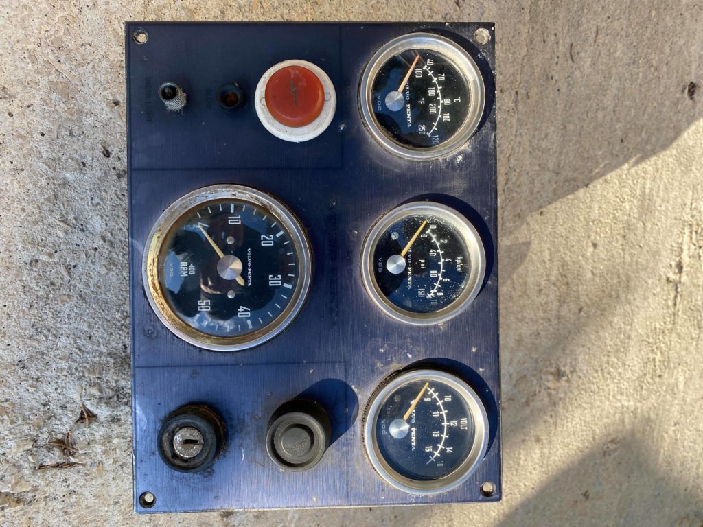 Tableau de bord Volvo Penta AD40