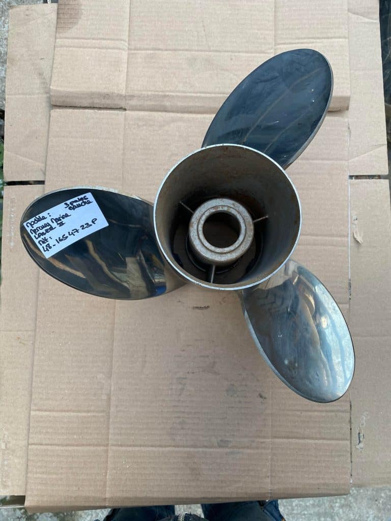 Hélice Laser II 48-16547-23P Mercury marine