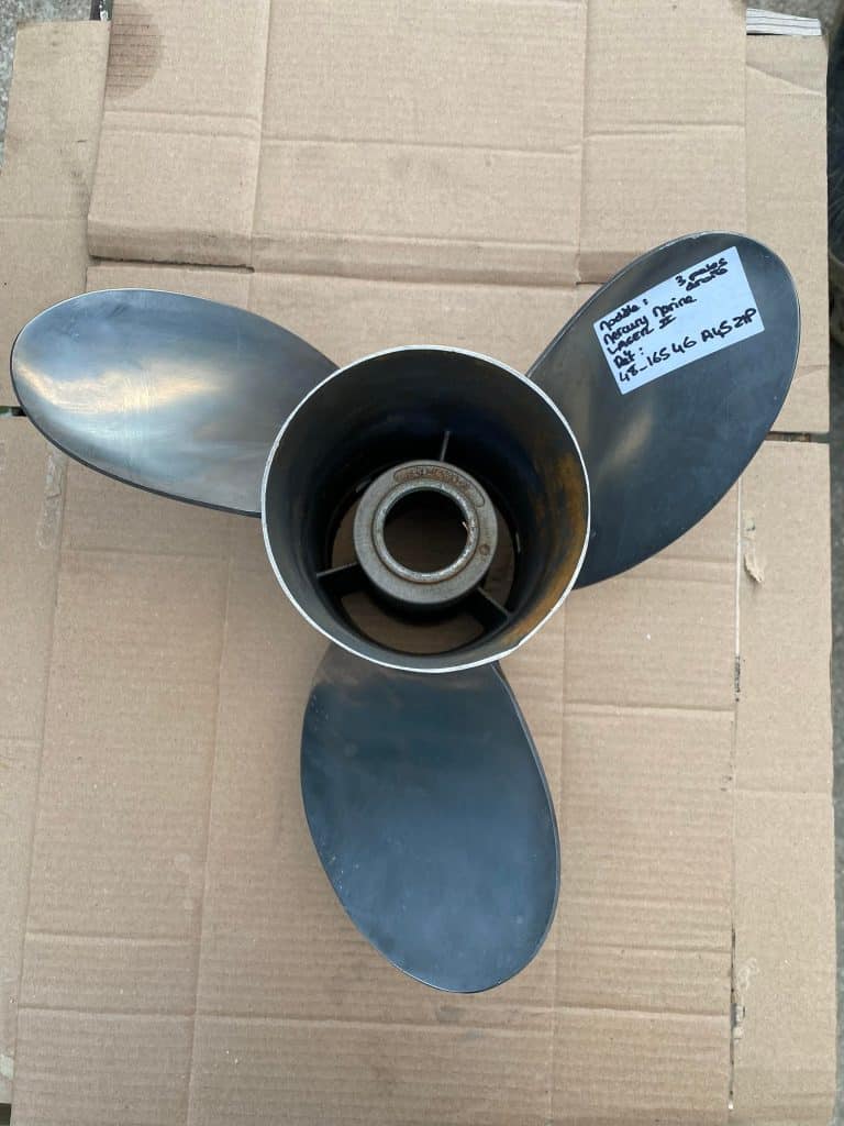 Hélice Laser II 48-16546A45 Mercury marine 21P