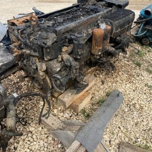 Alternative view of Moteur D6-440 Volvo Penta pièces