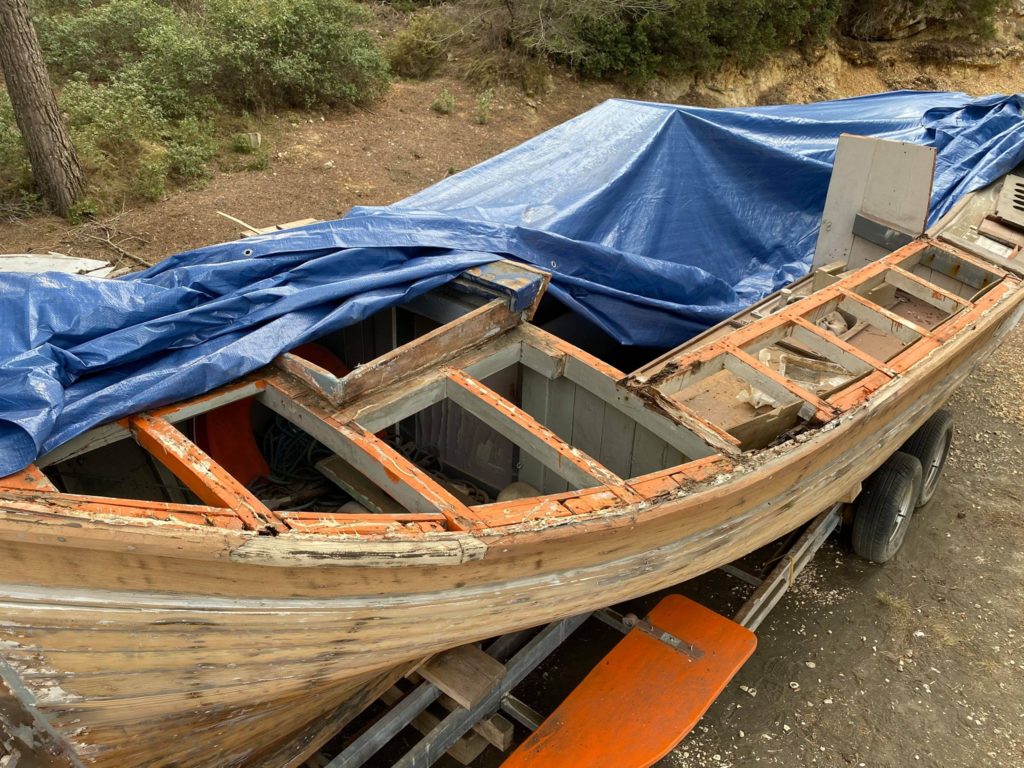 Restauration du bateau de Fernandel par Casse Marine Enlèvement