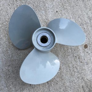 hélice 14x17 Volvo Penta