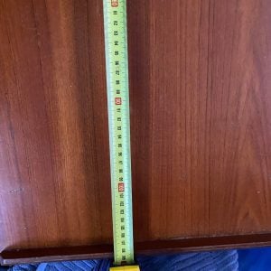 Table avec ces pieds