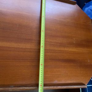 table avec ces pieds