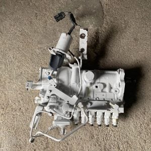 Alternative view of Pompe à injection Cummins 6BTA