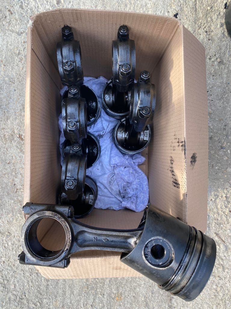Kit piston et bielle Volvo Penta Aqad40