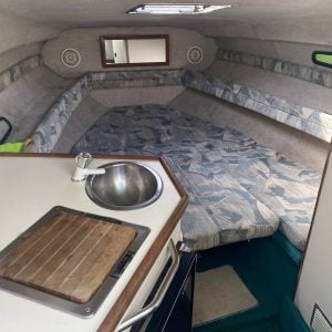 Sea Ray 230 Sundancer Vedette