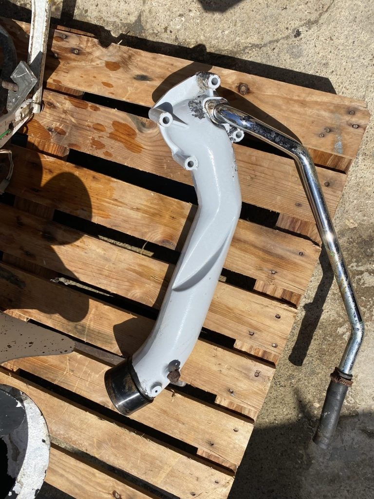 Corne d'échappement Volvo Penta 290