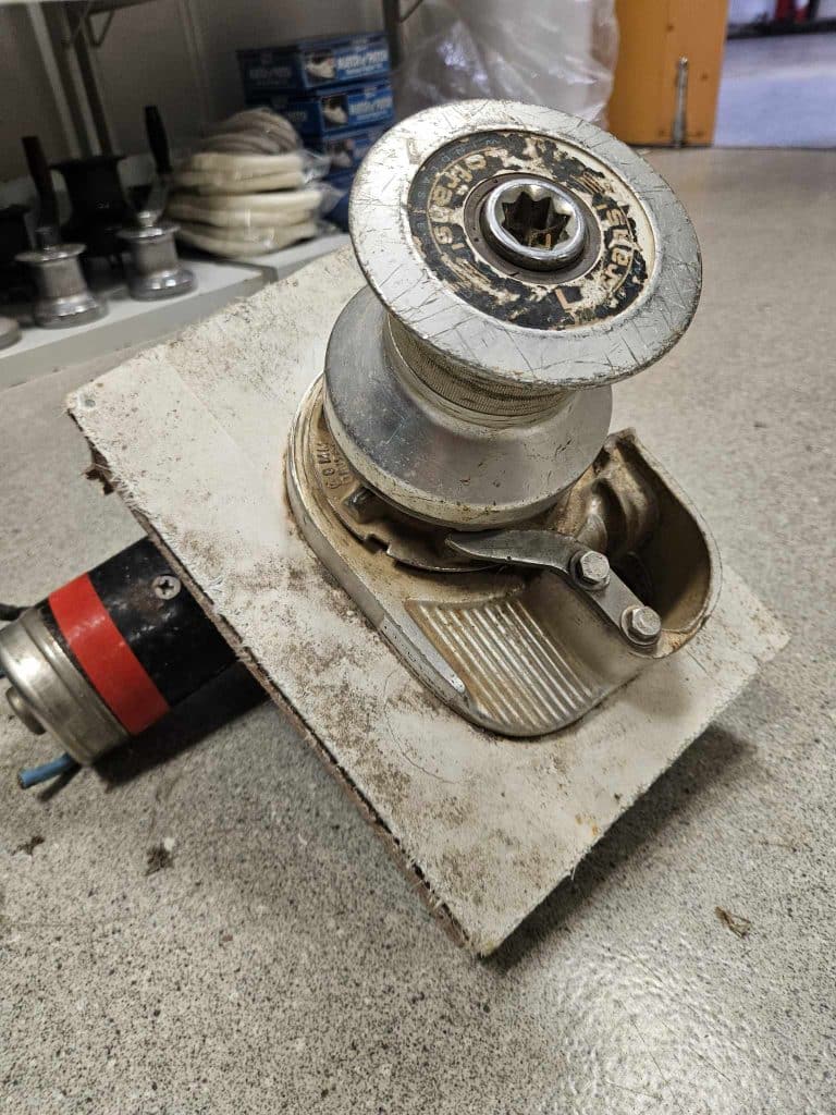 Guindeau Lofrans 700W chaîne de 8