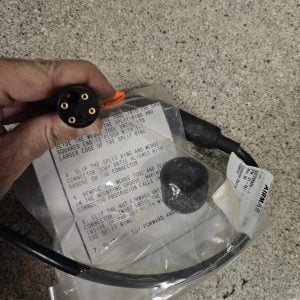 Transducteur passe-coque P319  