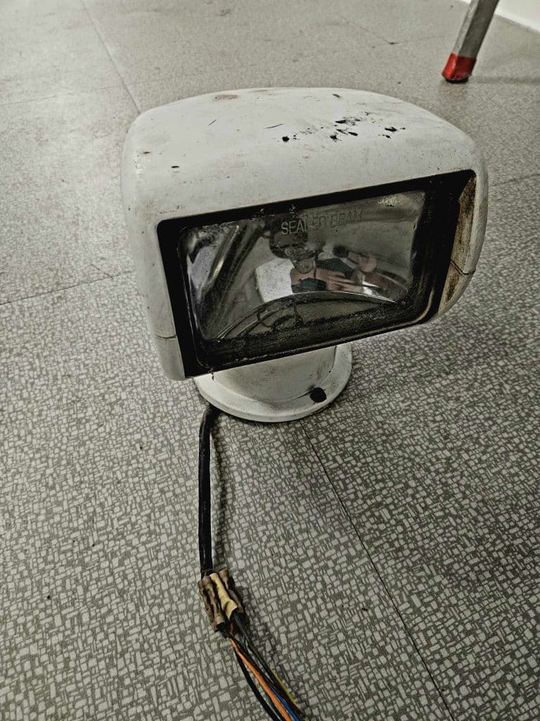 Projecteur de recherche télécommandée Jabsco 