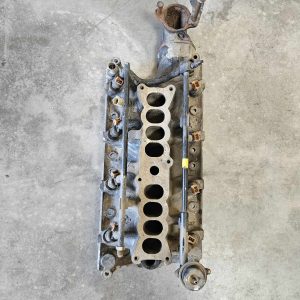 Pipe admission FORD V8 pour pièce