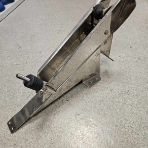 Davier d’étrave basculant inox