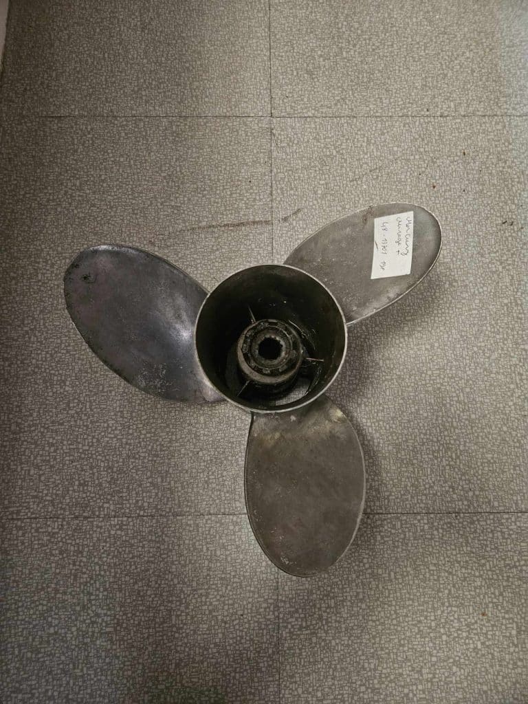 Hélice Mirage plus 48-13701 19P