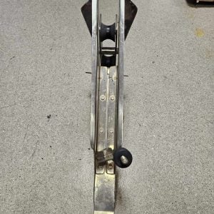 Davier d’étrave basculant inox