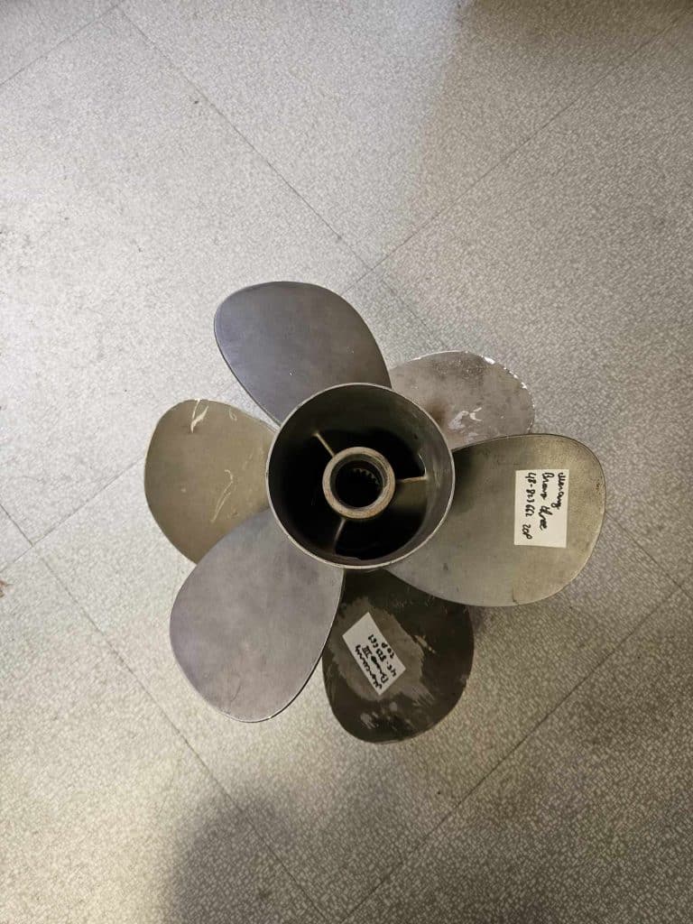 Jeu d'hélices Bravo III Mercury marine 20P