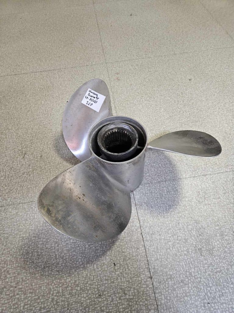 Hélice Bravo III 48-823667 Mercury marine 26P