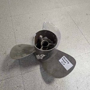 Hélice Bravo III 21P rotation droite