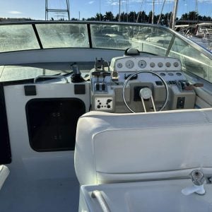 Four Winns Cruiser 325 