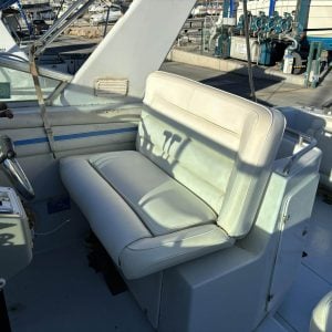 Four Winns Cruiser 325 