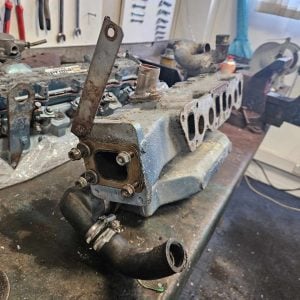 Caractéristiques du moteur d’occasion :  Type de pièce : échangeur eau douce  Marque : Perkins  Modèle : M50  Puissance : 50cv  Carburant : Diesel  Cylindré : 4 cylindres  A savoir : Échangeur eau douce perkins prima M50 diesel en vente en bon état. Possibilité d’envoi à l’international. Prix moteur = 1 000€ / pièce Vous êtes intéressé par ce moteur ? Contactez-nous.