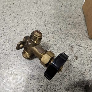 Robinet carburant 838418 Volvo