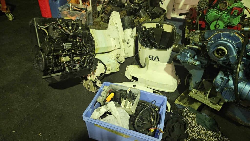 Moteur Evinrude 150cv 2 temps Ocean Pro V6