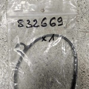 Joint de couvercle d'embase 832669 Volvo