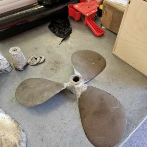 Hélice bronze 3 pales 9RH50