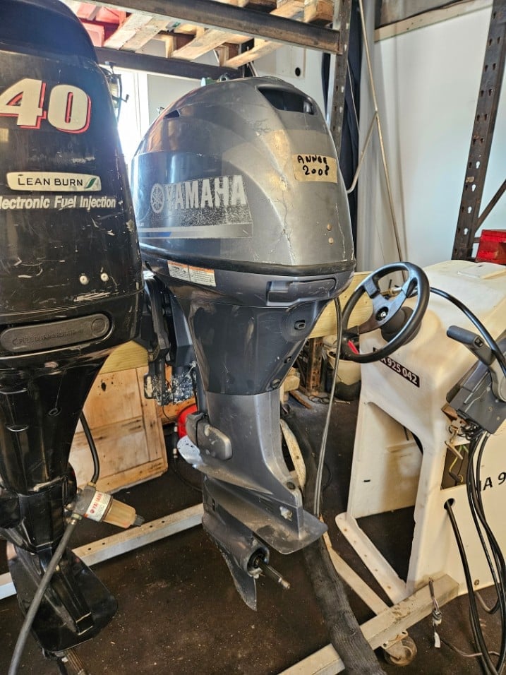 Motore Yamaha 40 tempi da 4 cv