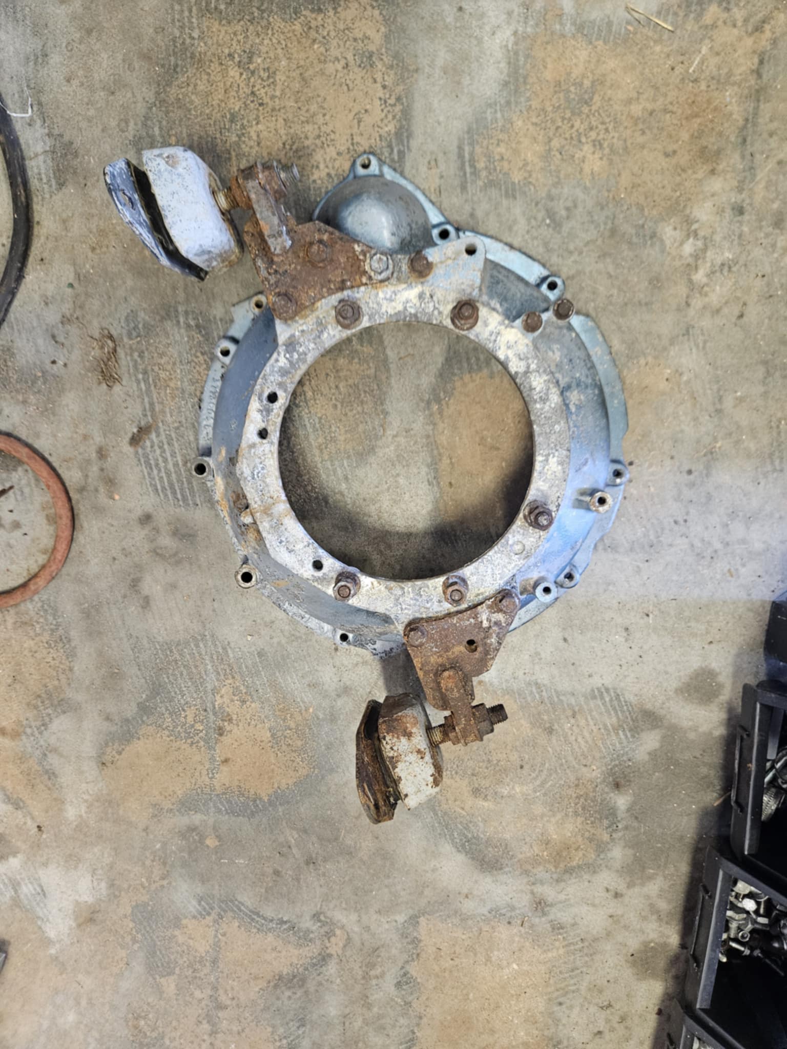 Carter volant moteur Perkins 4108 