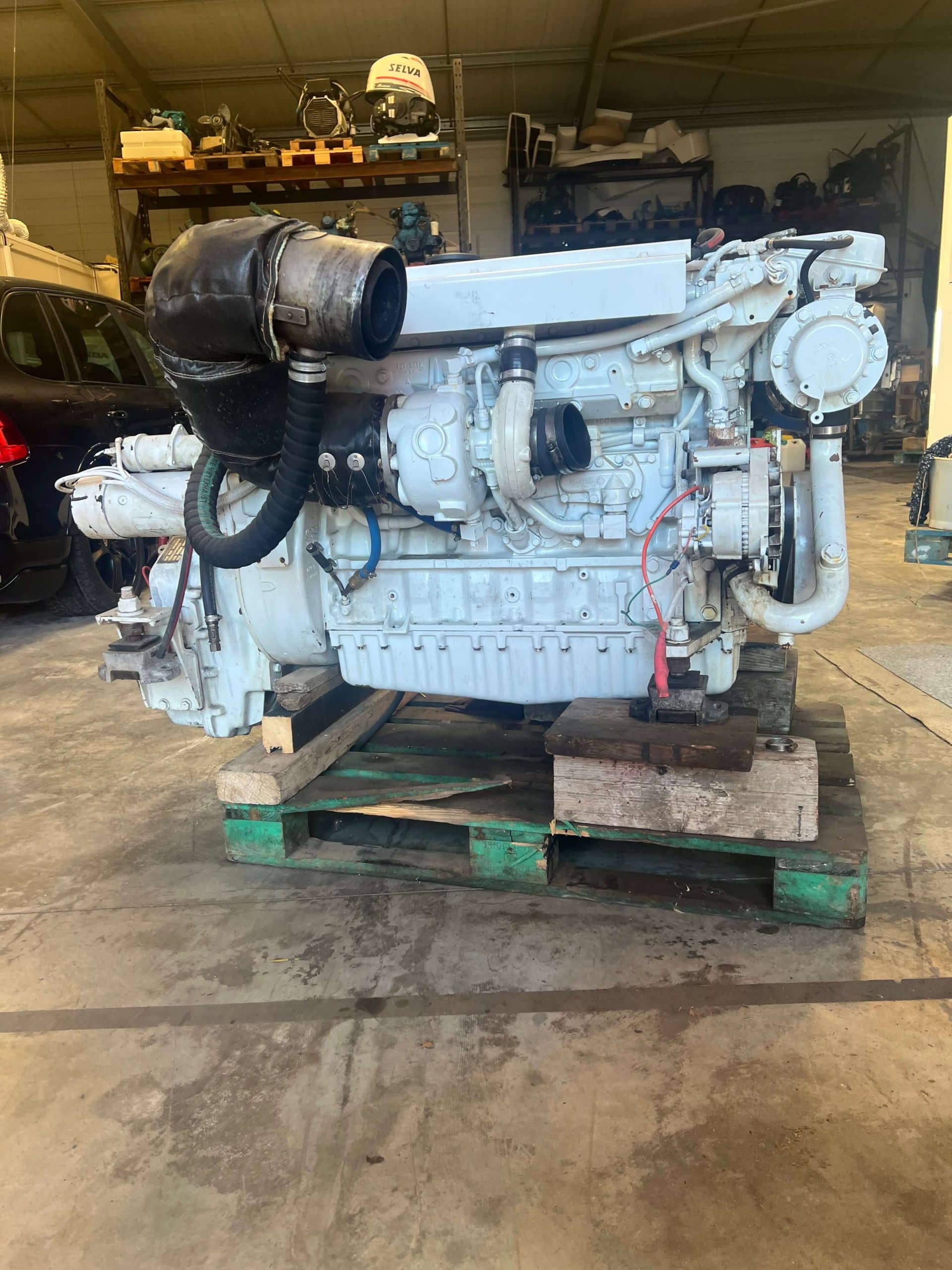 Caterpillar 3116T marine engine 350hp