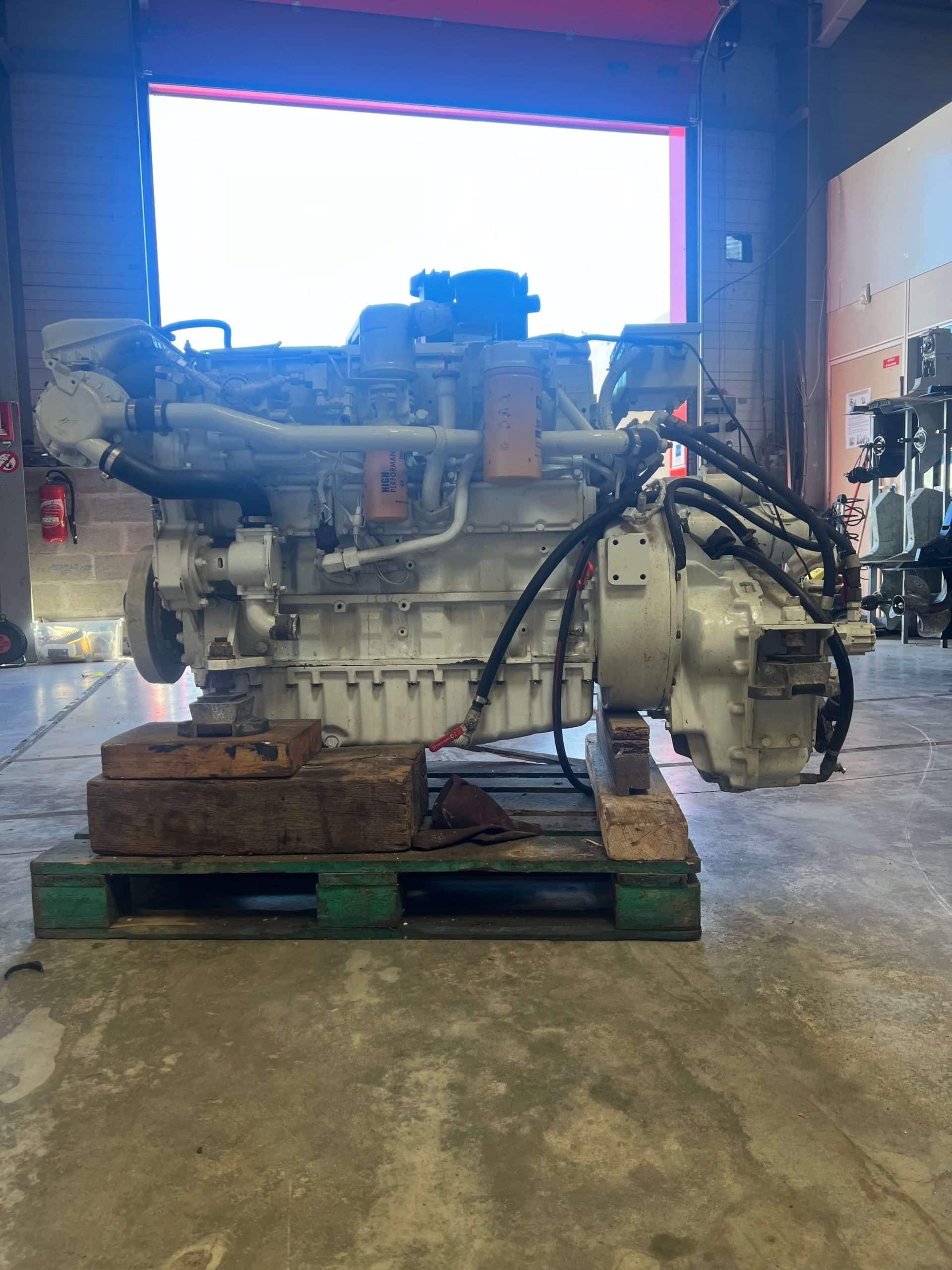 Caterpillar 3116T marine engine 350hp