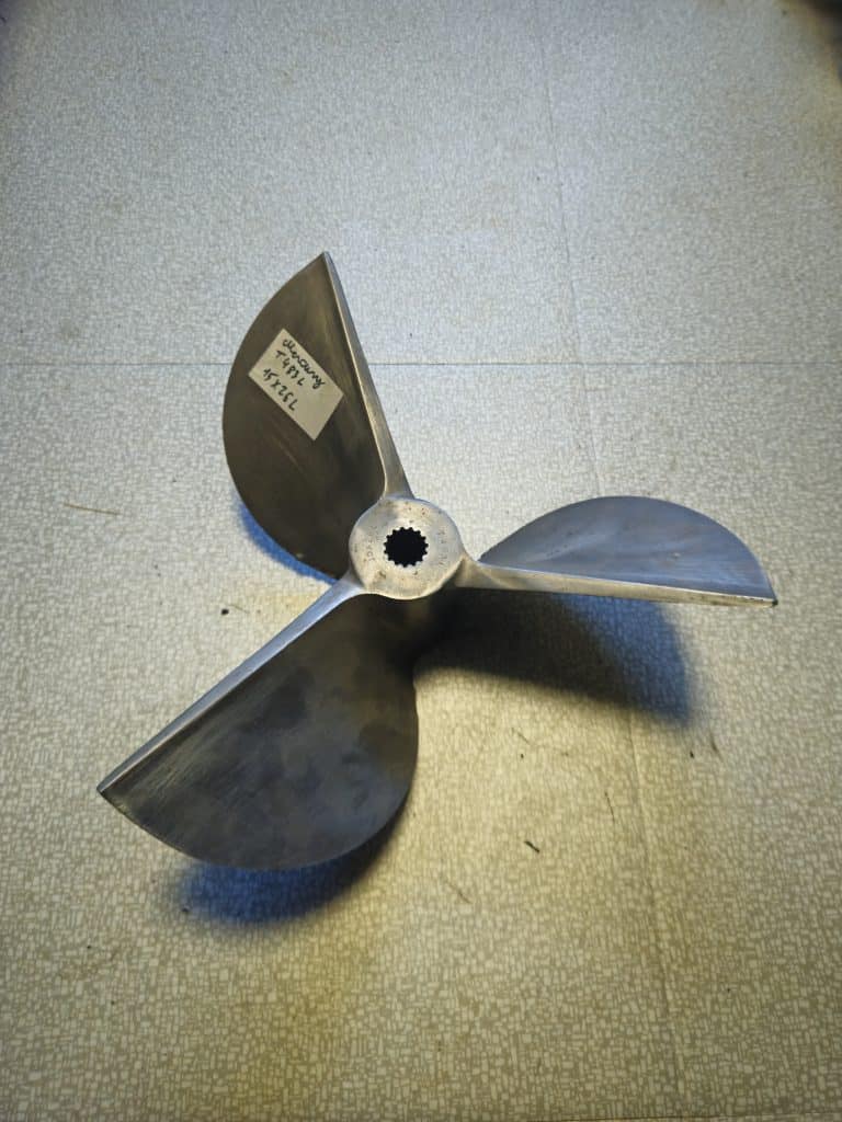 Helice cleaver 15x26 L mercury T483L