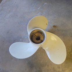Hélice evinrude 8 1/8x8 alu 383315