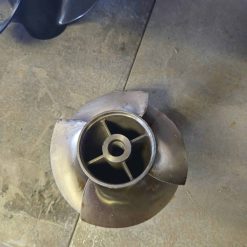 Turbine jet ski T13104