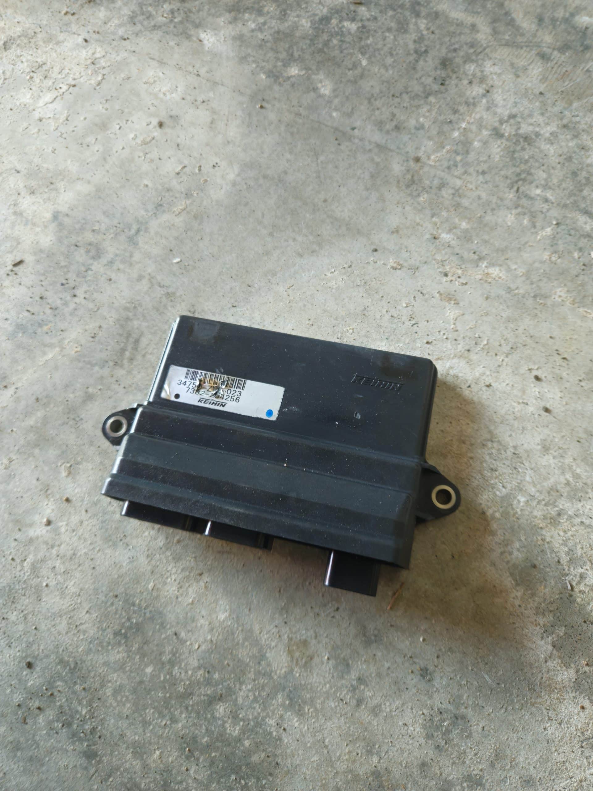 ECU BF150 honda 34740-ZY6-023