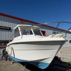 Beneteau Antares 600 avec Yamaha F80 injection