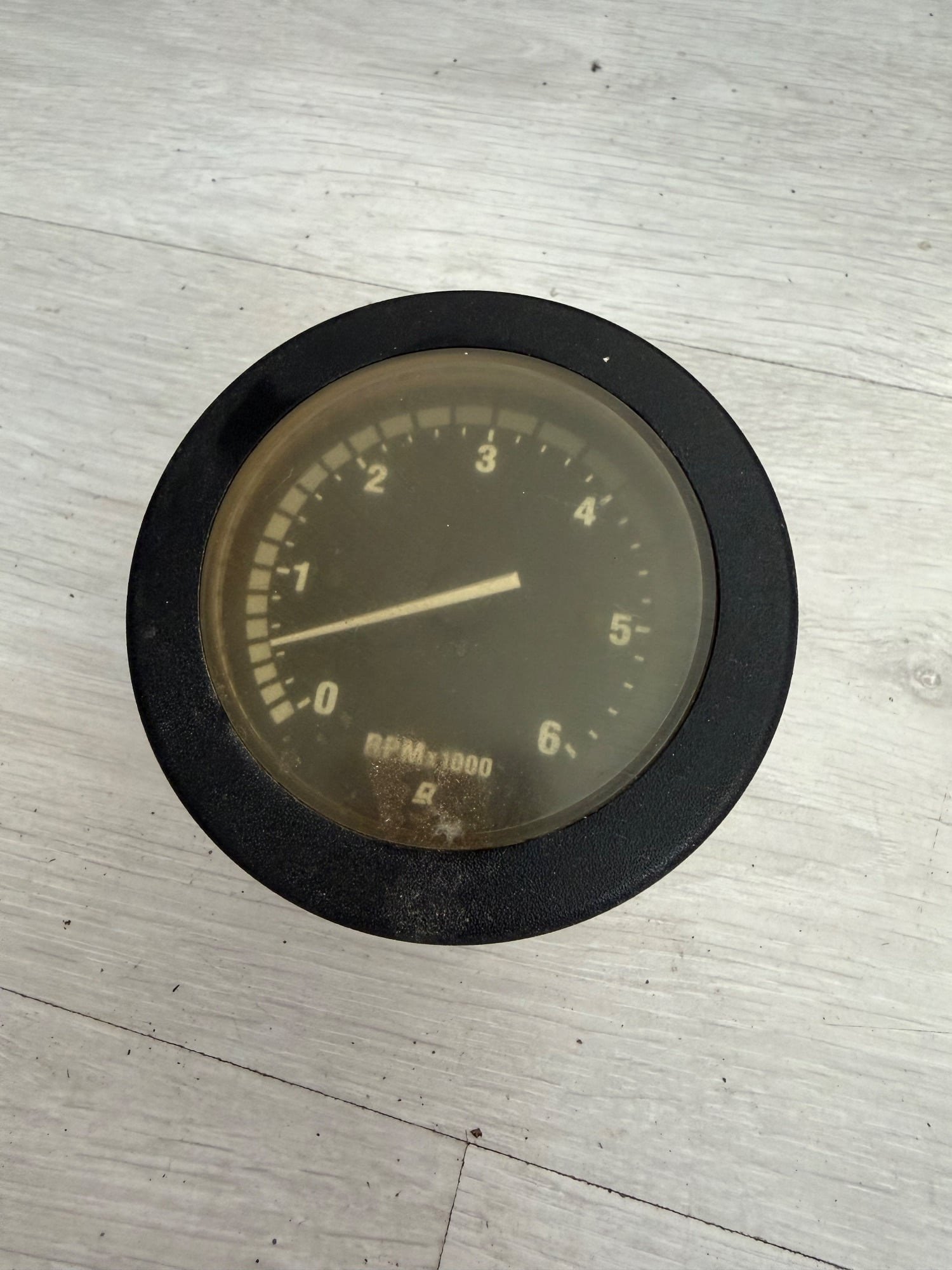 Compte-tours 6000 RPM QuickSilver noir d’occasion