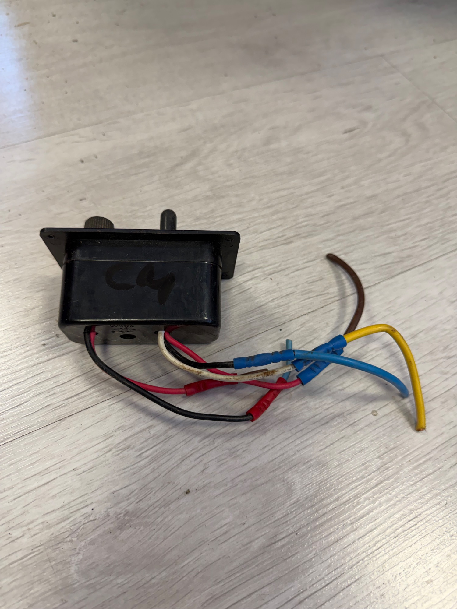 Bouton de pompe de cale noir d’occasion