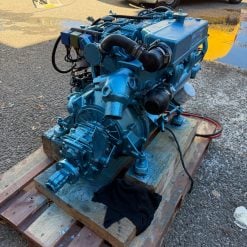 Moteur Perkins M50 diesel avec inverseur
