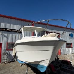 Beneteau Antares 600 avec Yamaha F80 injection