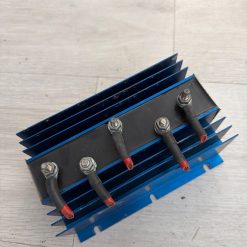 Multi Battery Isolator 2703 d’occasion 2 kg