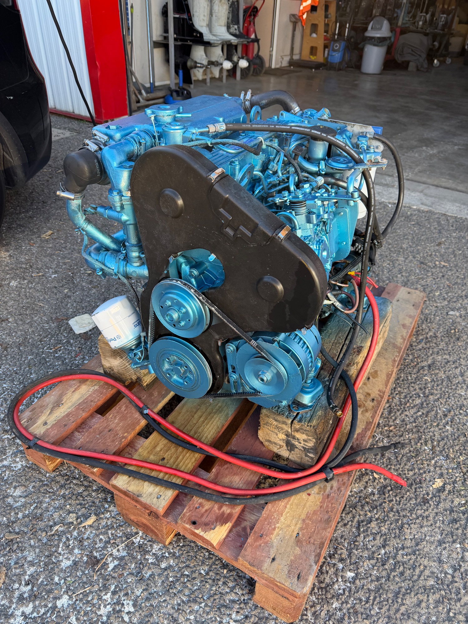 Moteur Perkins M50 diesel avec inverseur